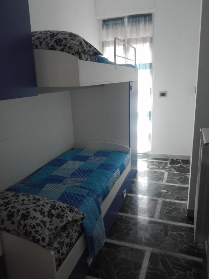 Apartment Ylli House *