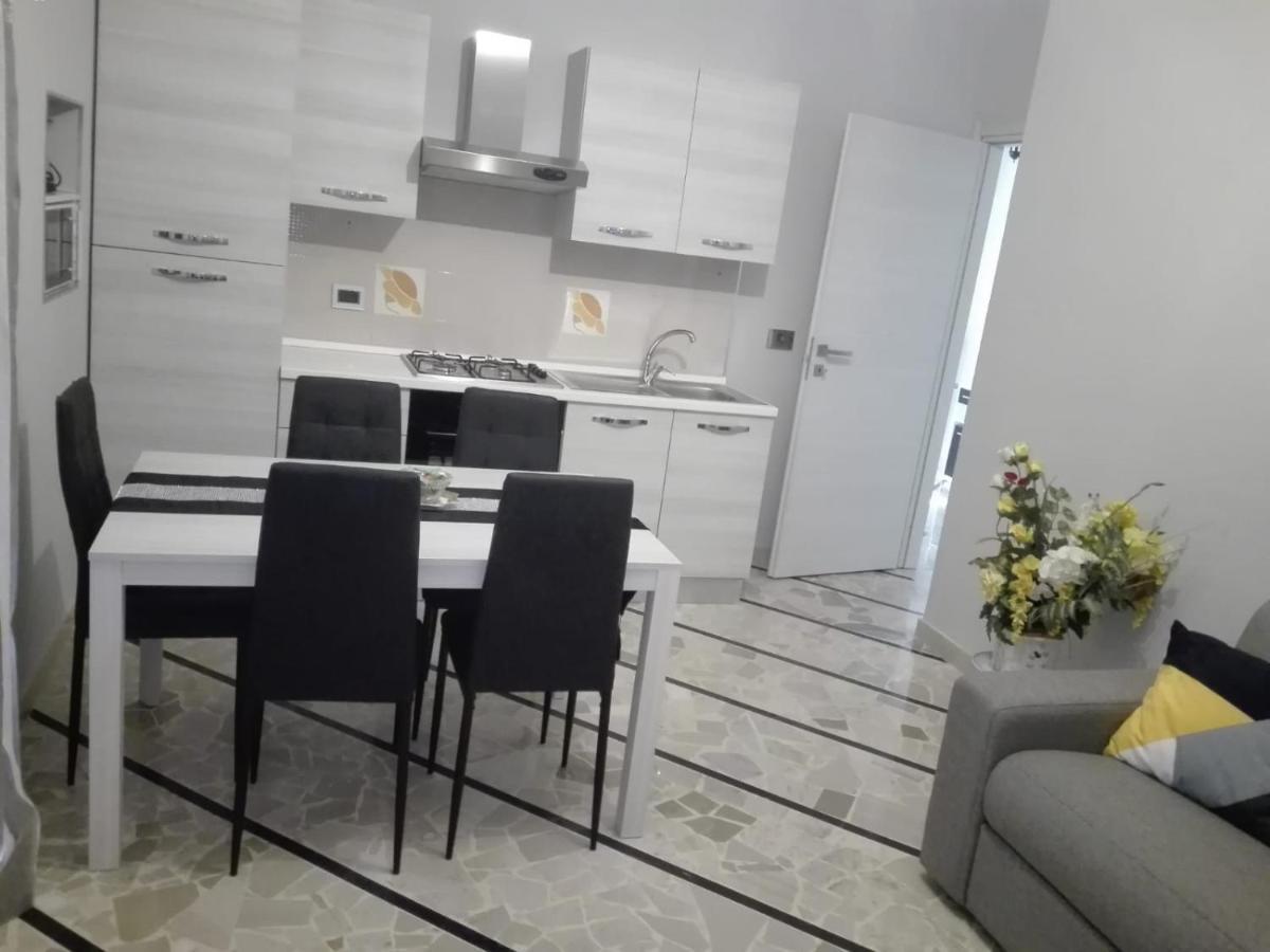 Ylli House Apartment