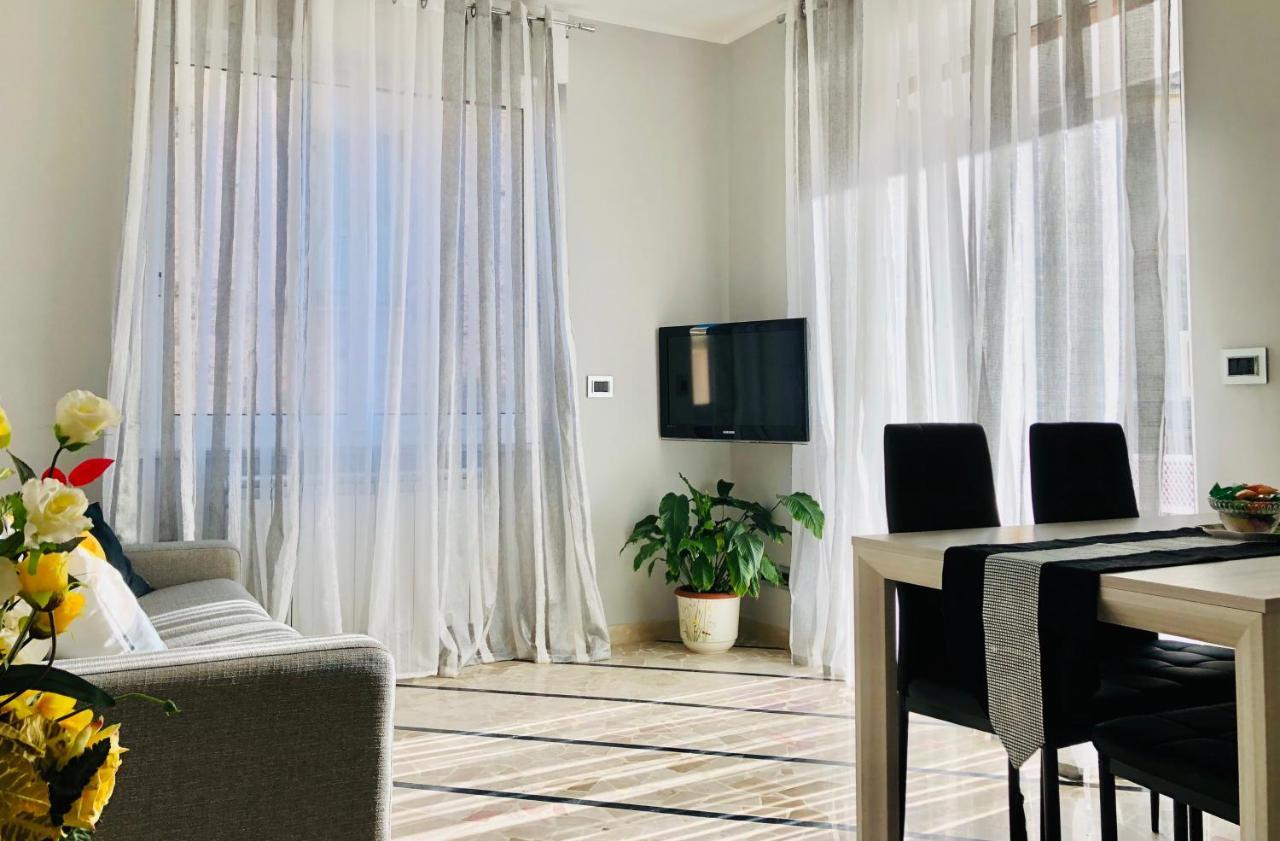 Ylli House
